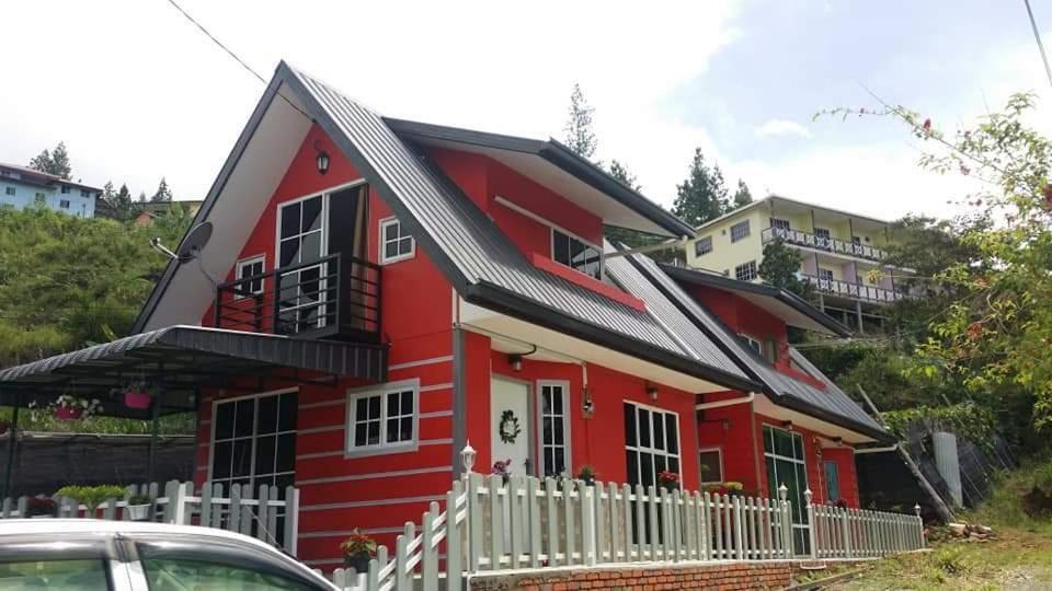Berries Residence Kampong Kundassan Esterno foto